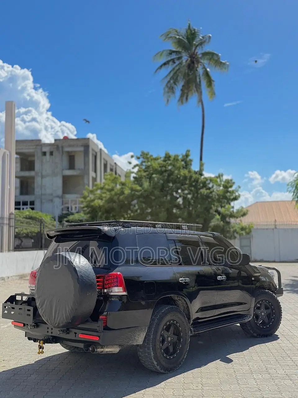 Toyota Land Cruiser 2010 Black