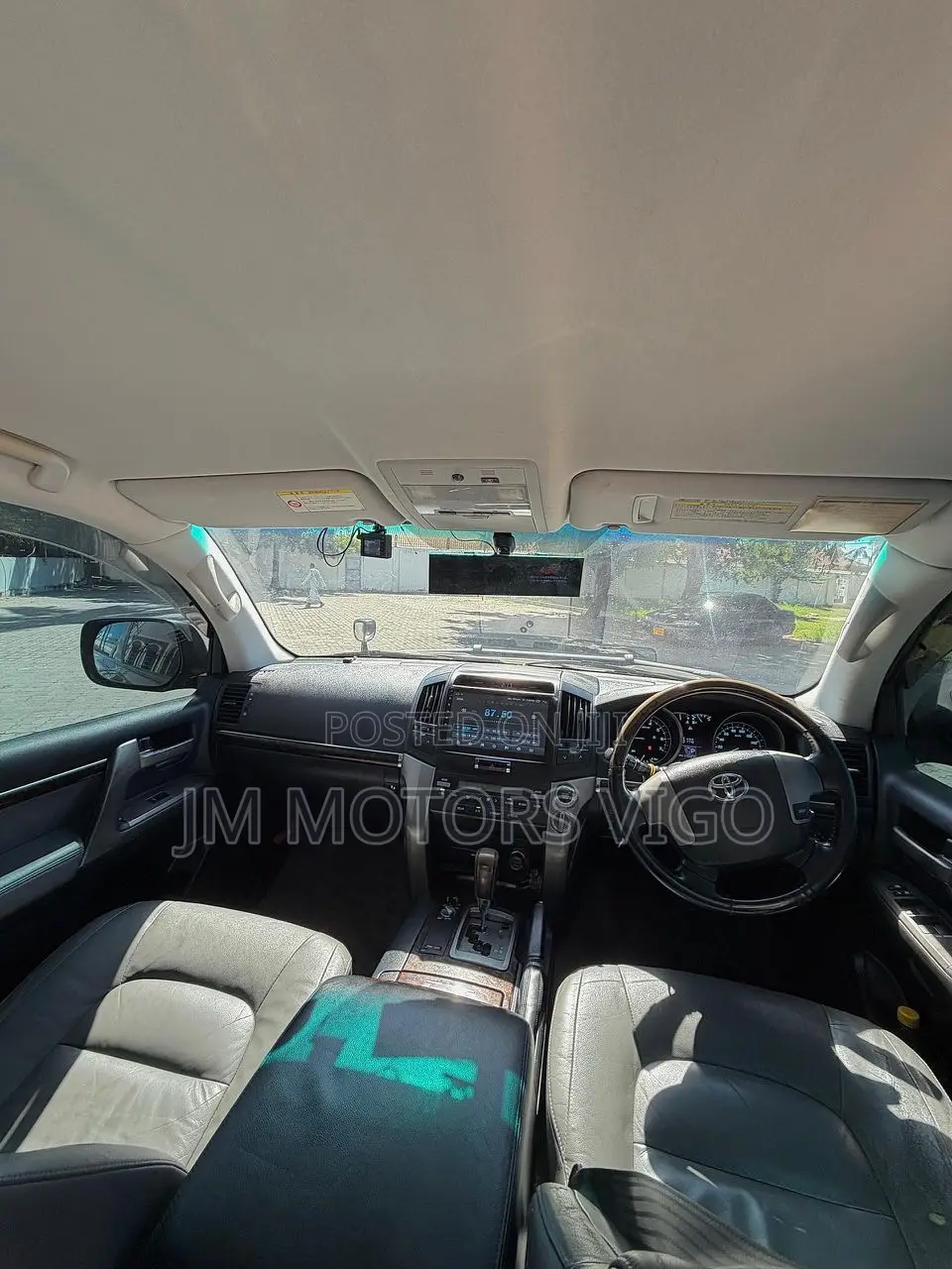 Toyota Land Cruiser 2010 Black