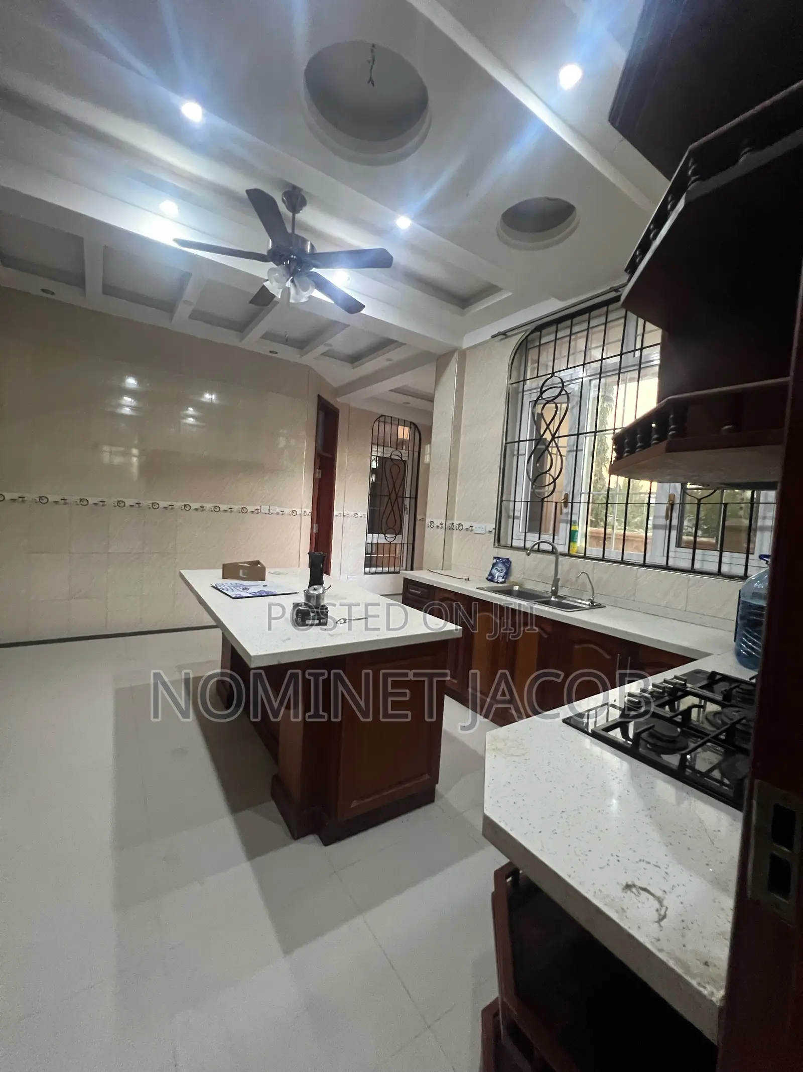 6bdrm House in Mbezi Beach Kilonga for sale
