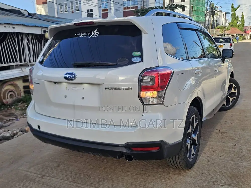 Subaru Forester 2015 White