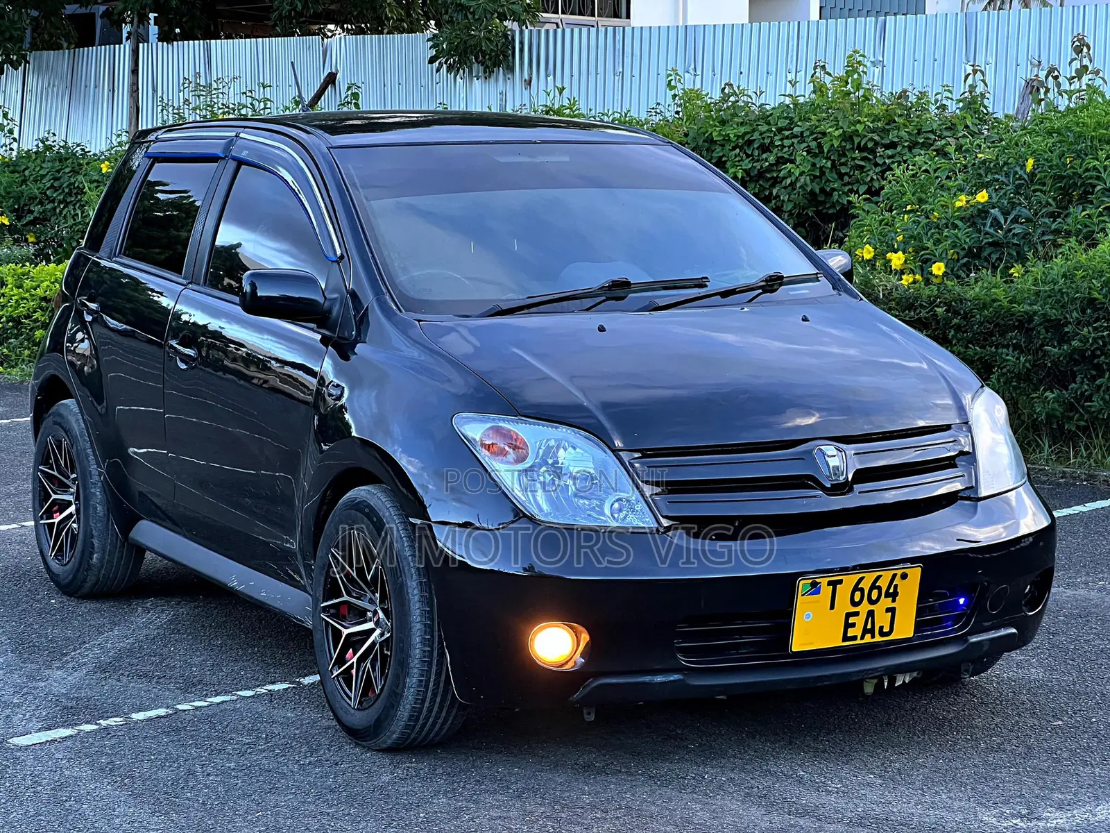 Toyota IST 2003 Black