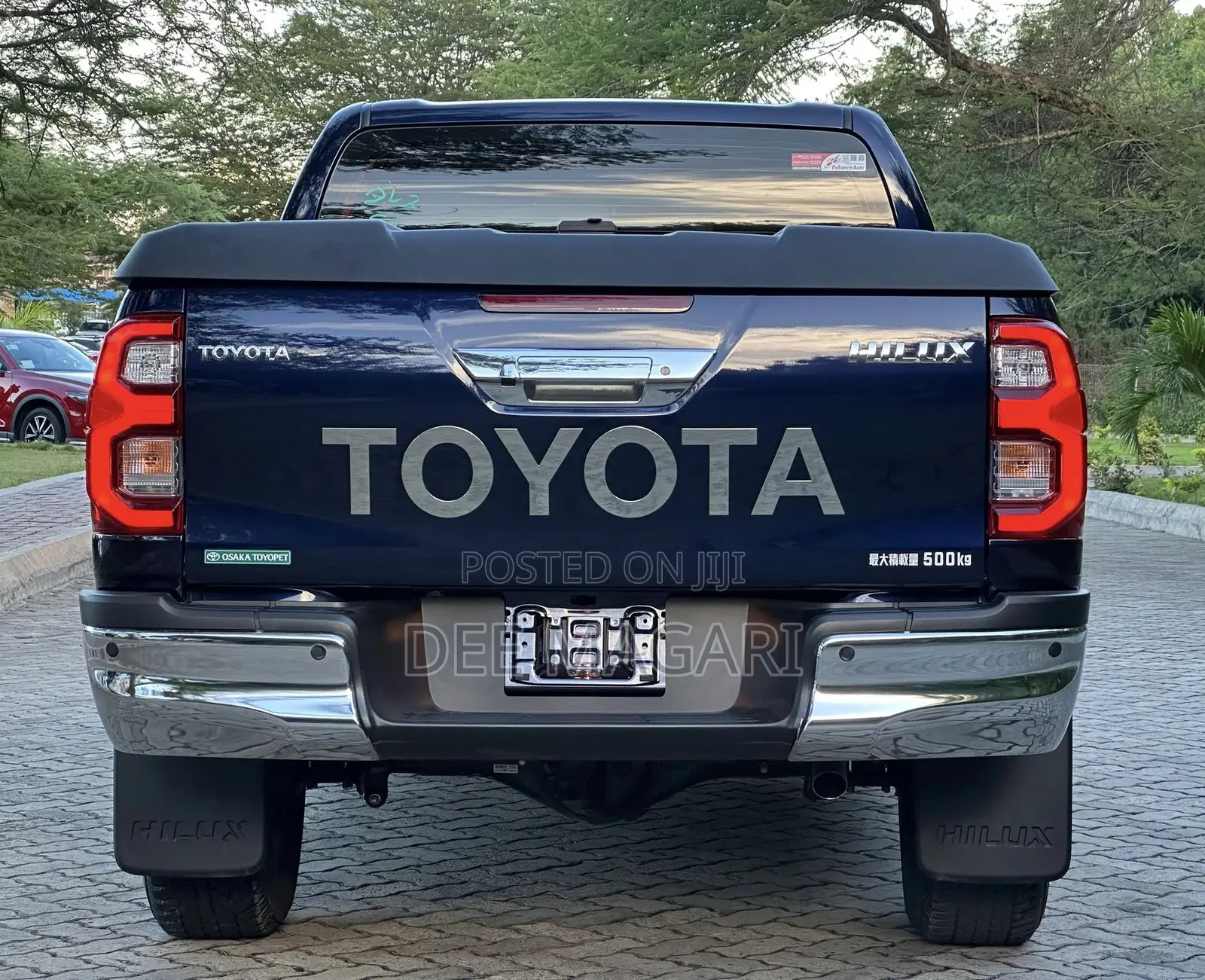 Toyota Hilux 2023 Blue