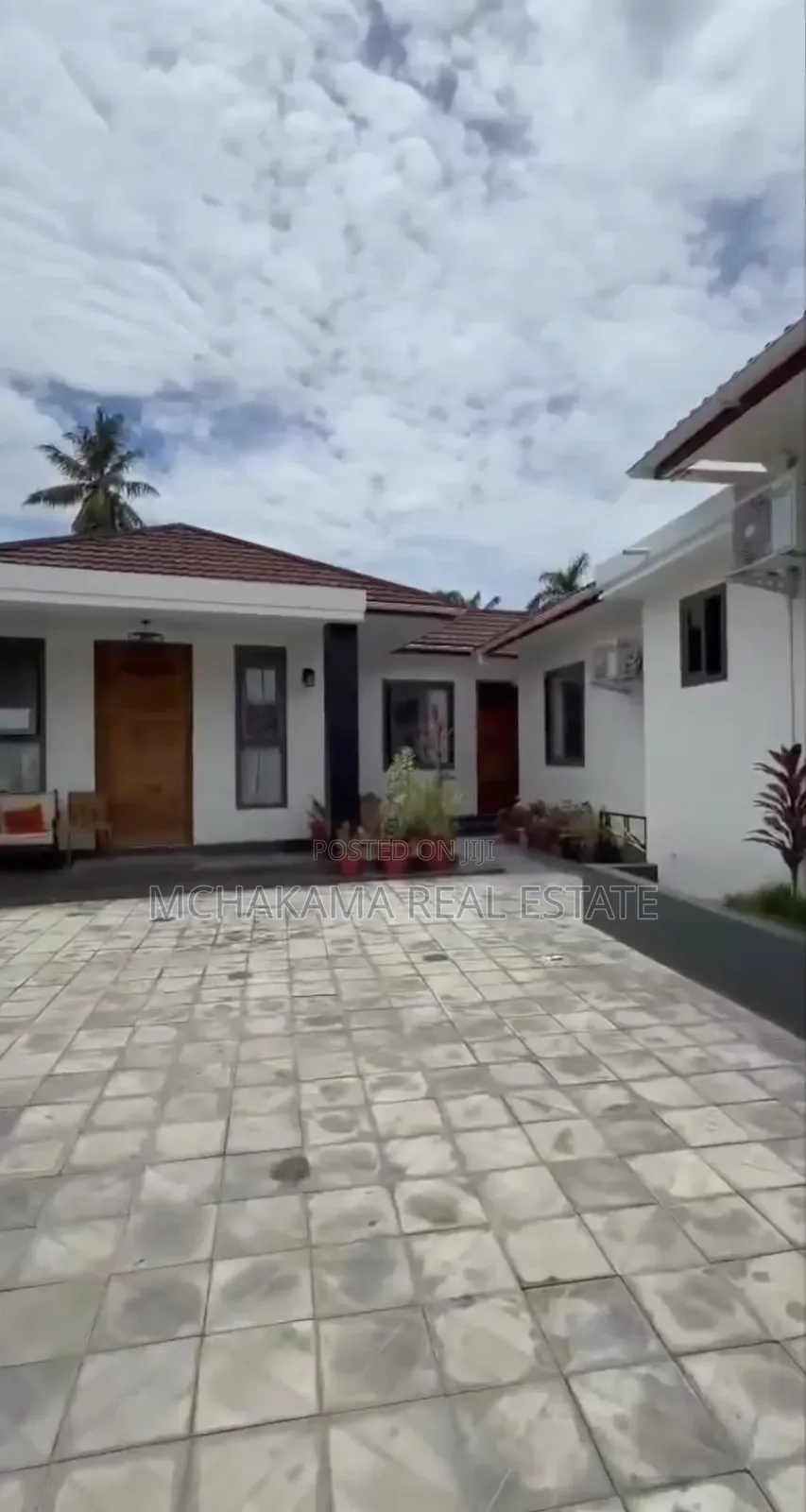 3bdrm House in Mchakama Real, Mikocheni for sale