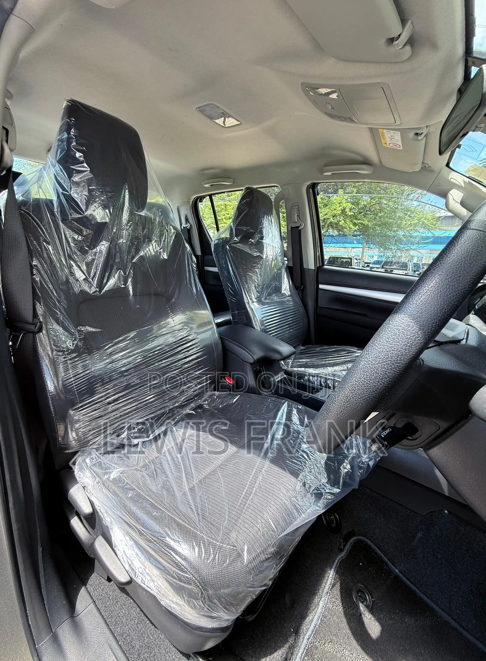 Toyota Hilux 2022 Brown