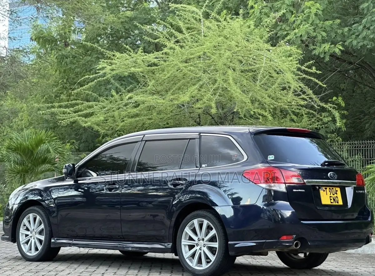Subaru Legacy 2013 Blue
