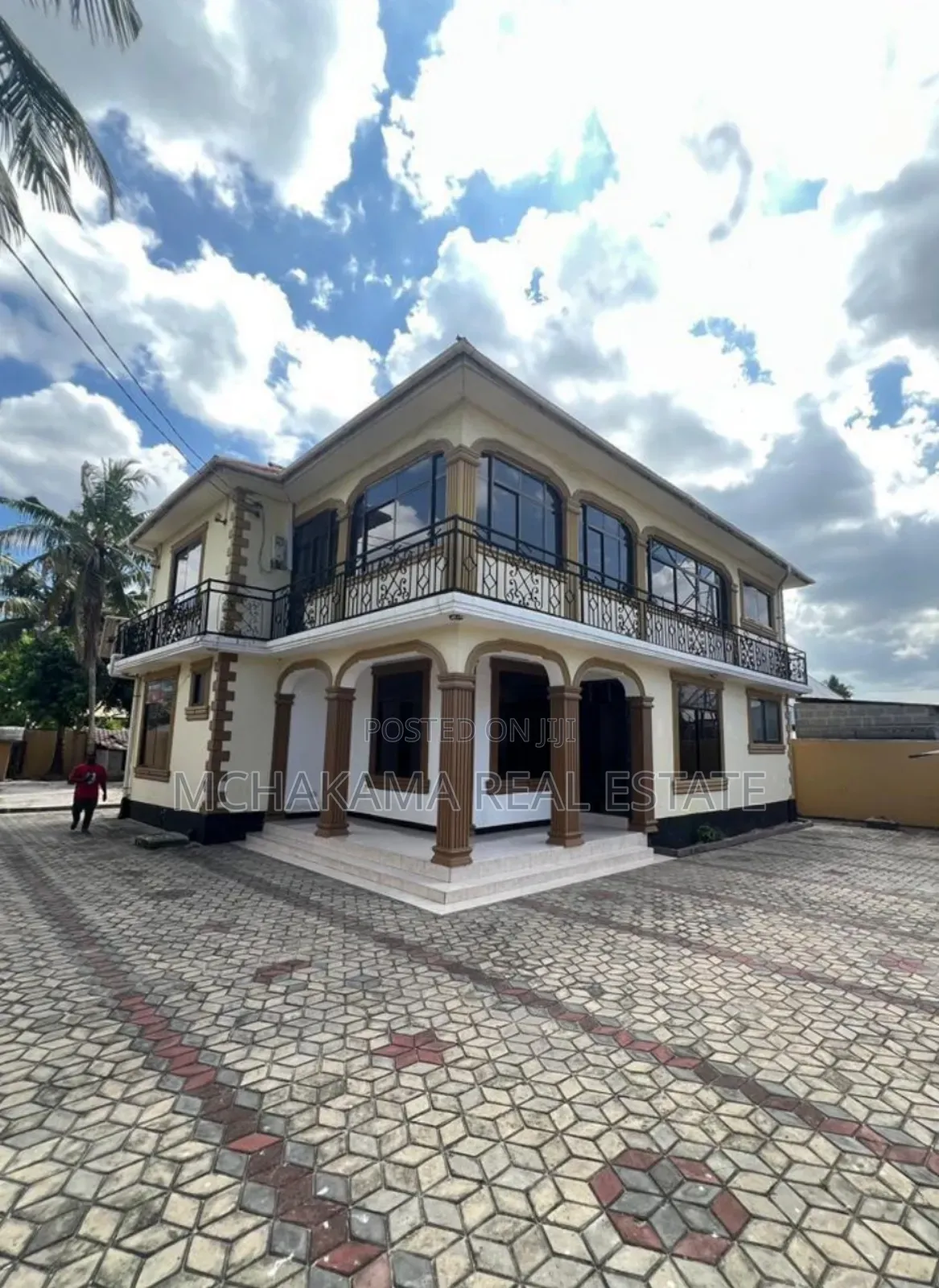 4bdrm Block of Flats in Mchakama Real Estate, Kitunda for sale