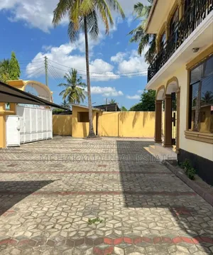 4bdrm Block of Flats in Mchakama Real Estate, Kitunda for sale