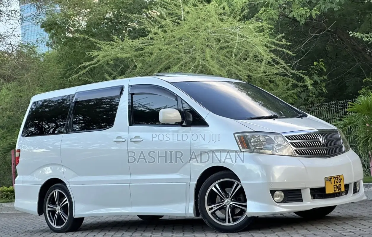 Toyota Alphard 3.0 Petrol FWD 2002 White