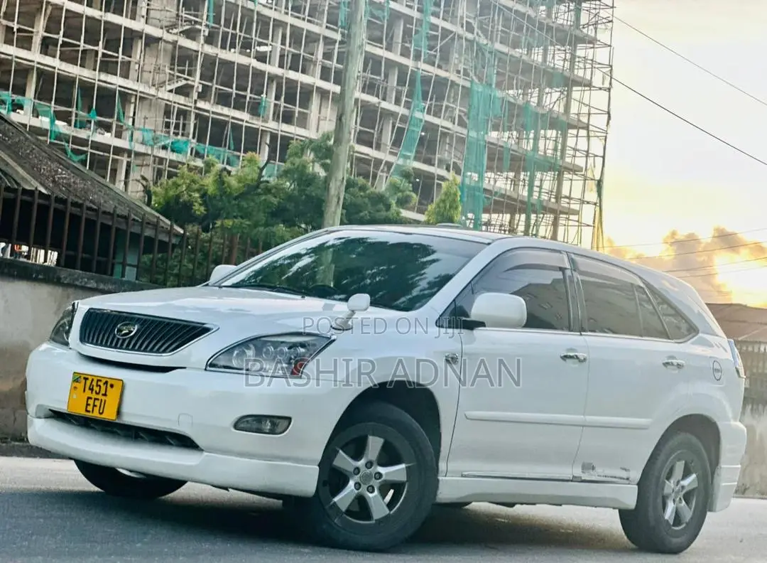 Toyota Harrier 2.4 2005 White