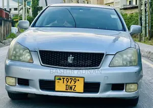 Toyota Crown 2006 Silver