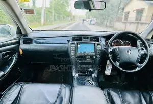 Toyota Crown 2006 Silver