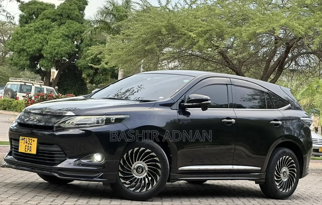 Toyota Harrier 2.0 2015 Purple