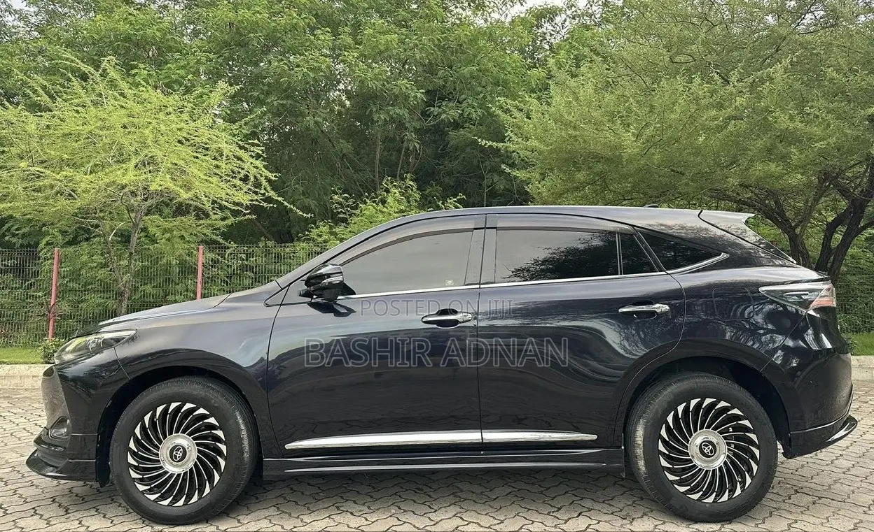 Toyota Harrier 2.0 2015 Purple