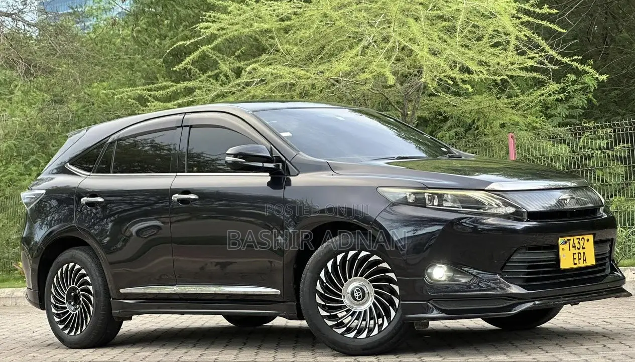 Toyota Harrier 2.0 2015 Purple