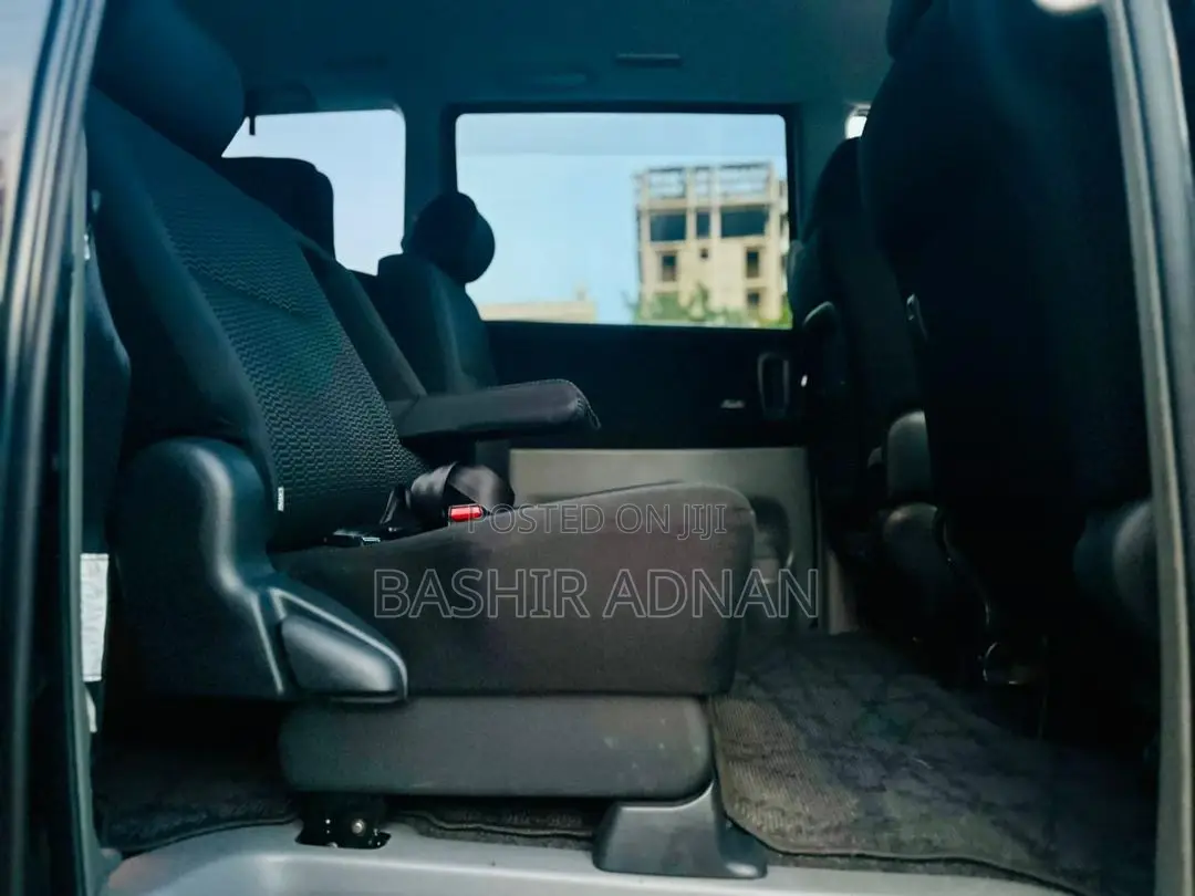 Toyota Voxy 2007 Matt Black