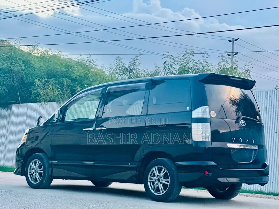 Toyota Voxy 2007 Matt Black