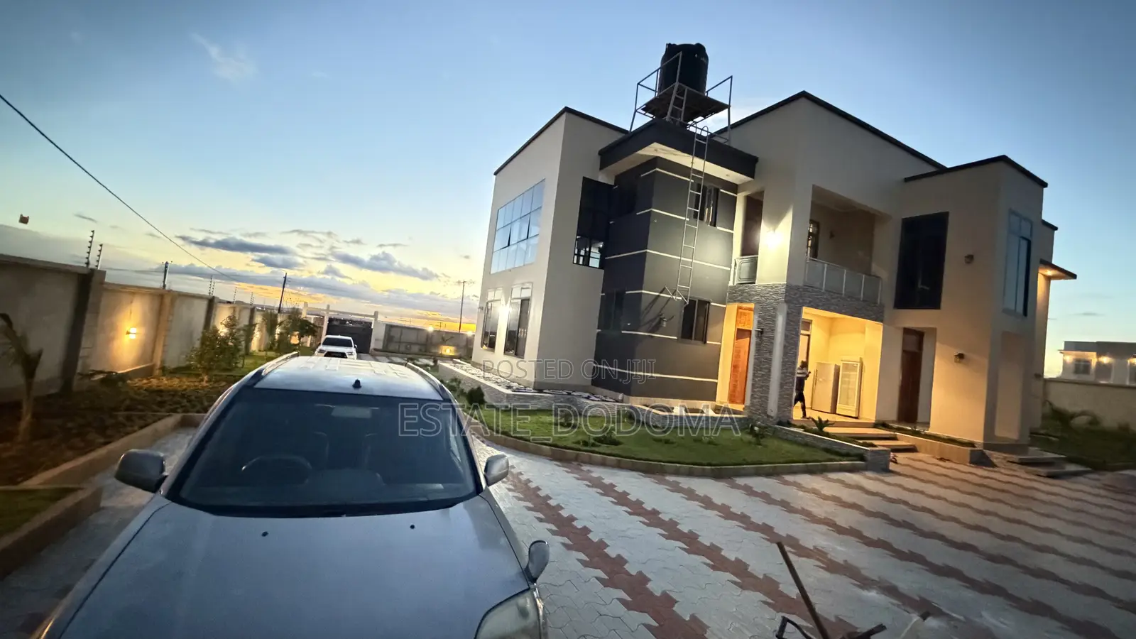 6bdrm Mansion in Itega Dodoma for sale