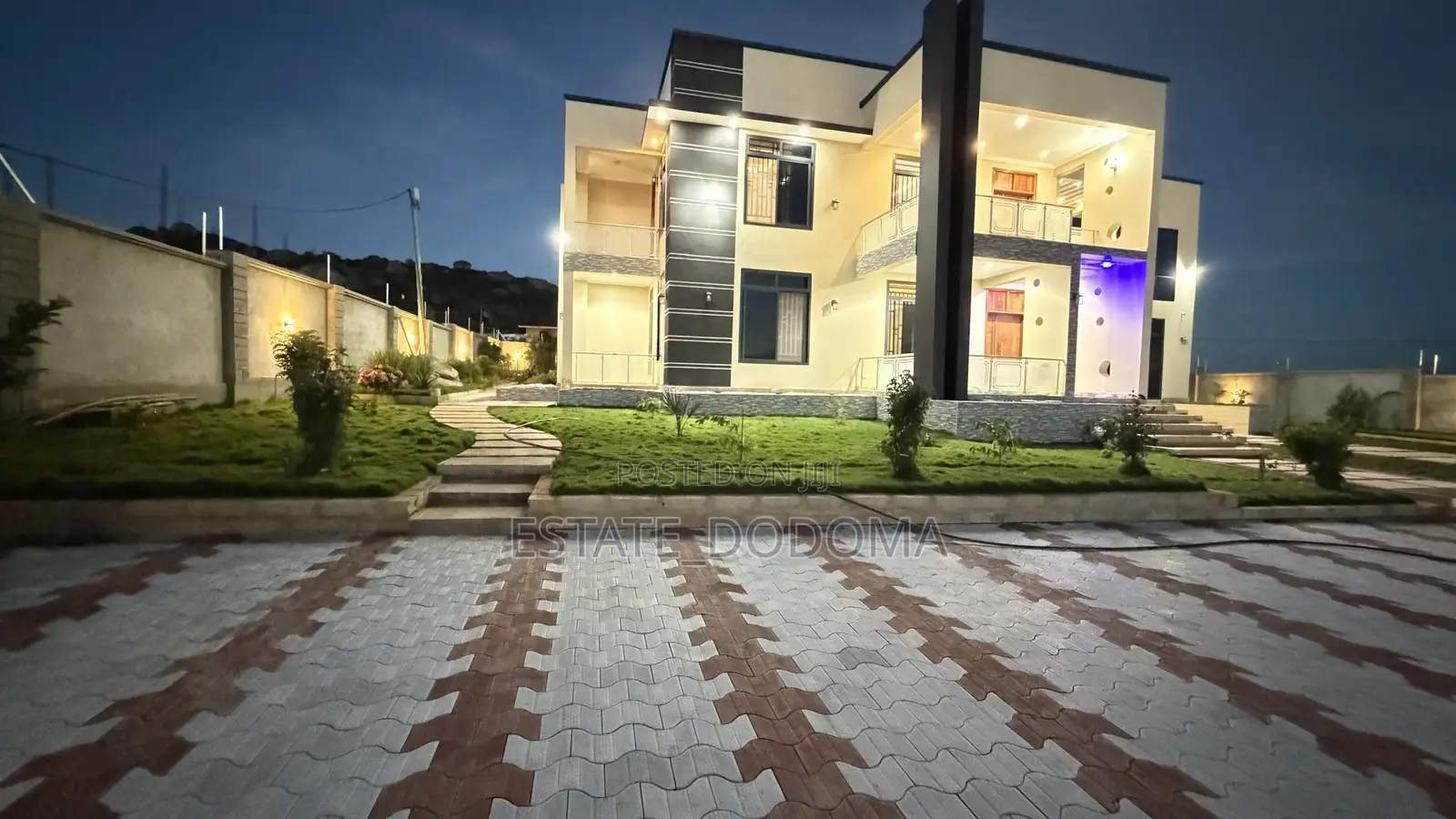 6bdrm Mansion in Itega Dodoma for sale