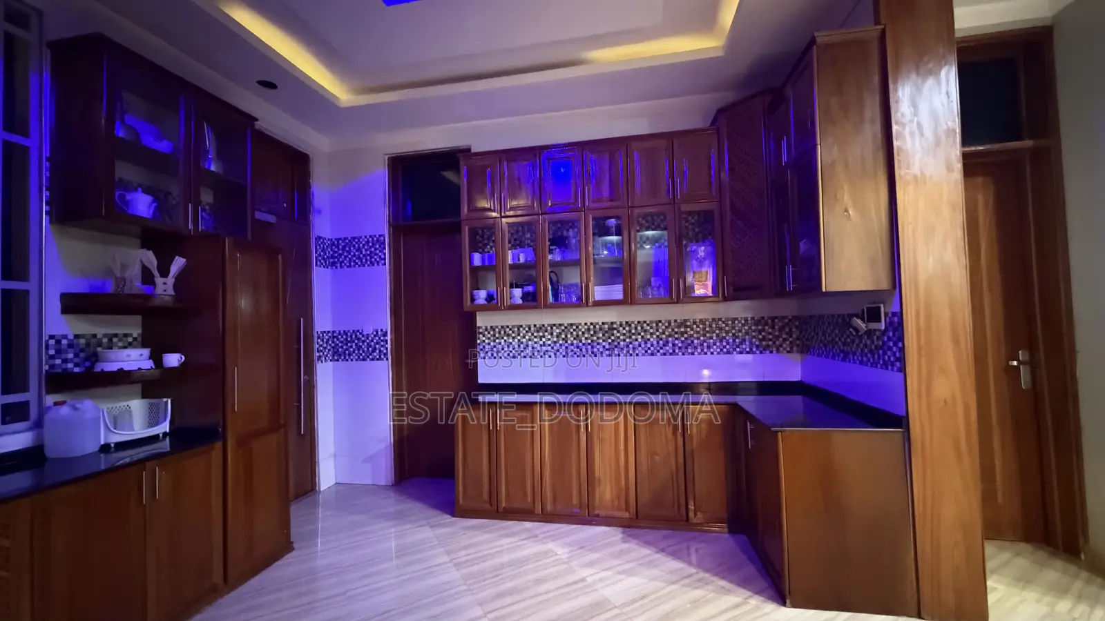 6bdrm Mansion in Itega Dodoma for sale
