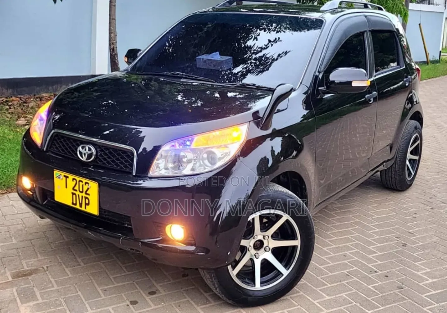 Toyota Rush 1.5 AWD 2006 Black