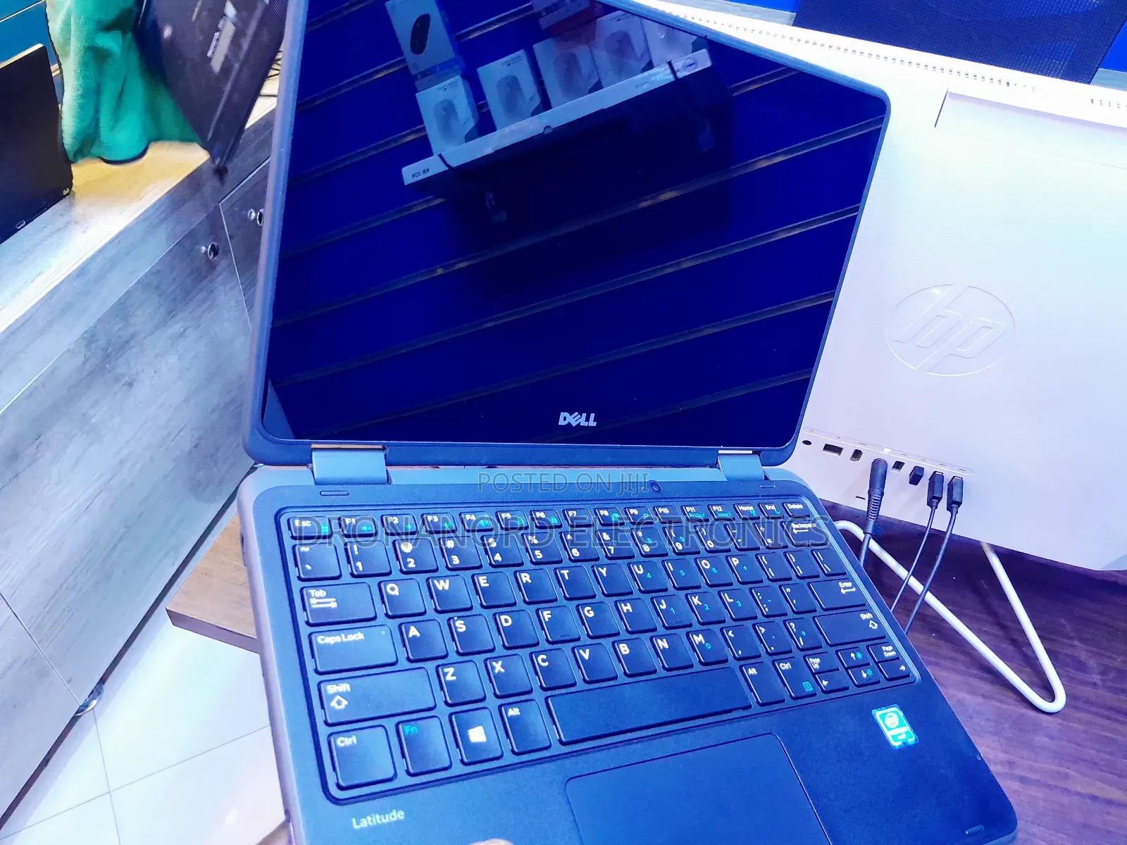 New Laptop Dell Latitude 3189 4GB Intel Pentium SSD 128GB