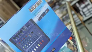 Professional 4-Channel Audio Mixer