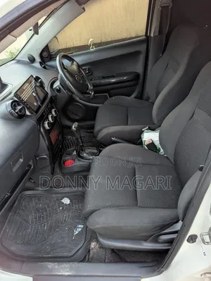 Toyota IST 2004 White