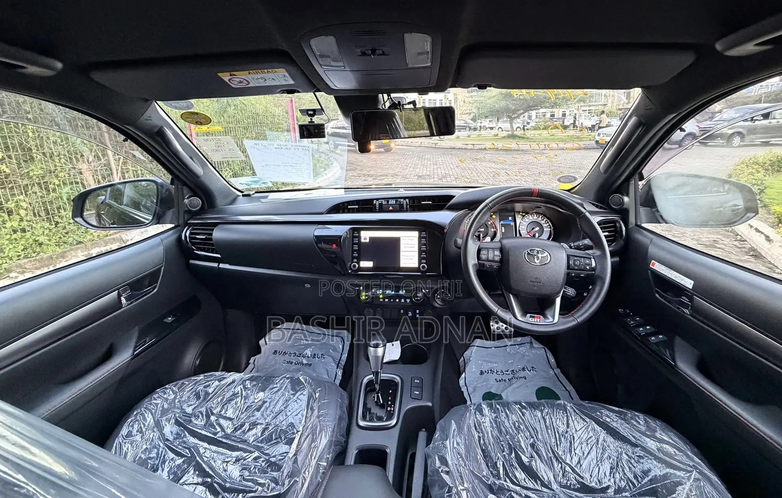 Toyota Hilux 2021 Black