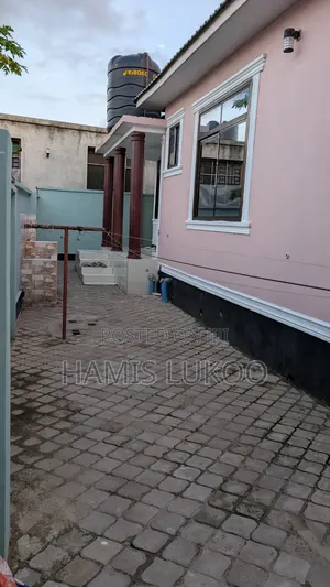 3bdrm House in Goba for sale
