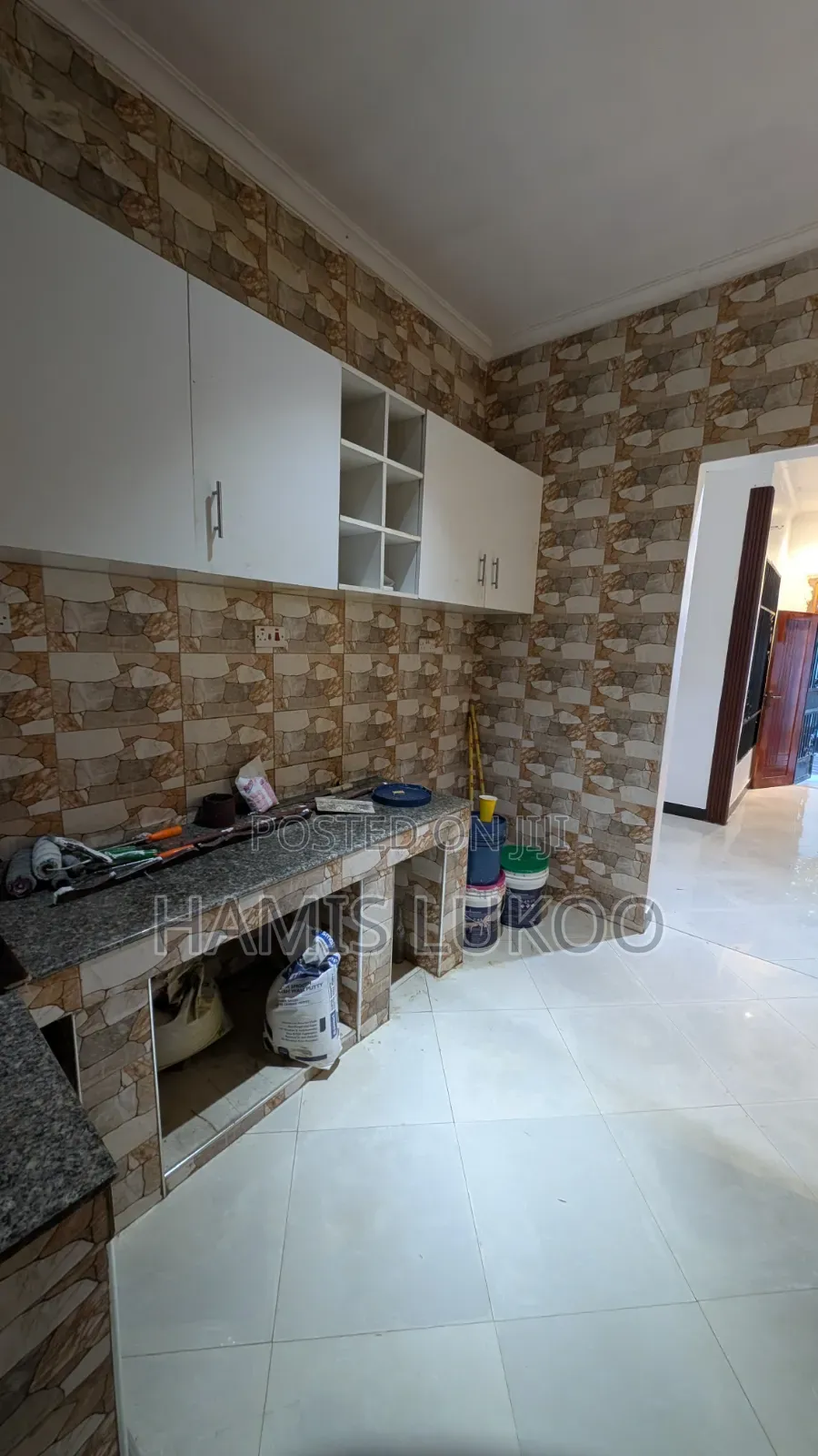 3bdrm House in Goba for sale