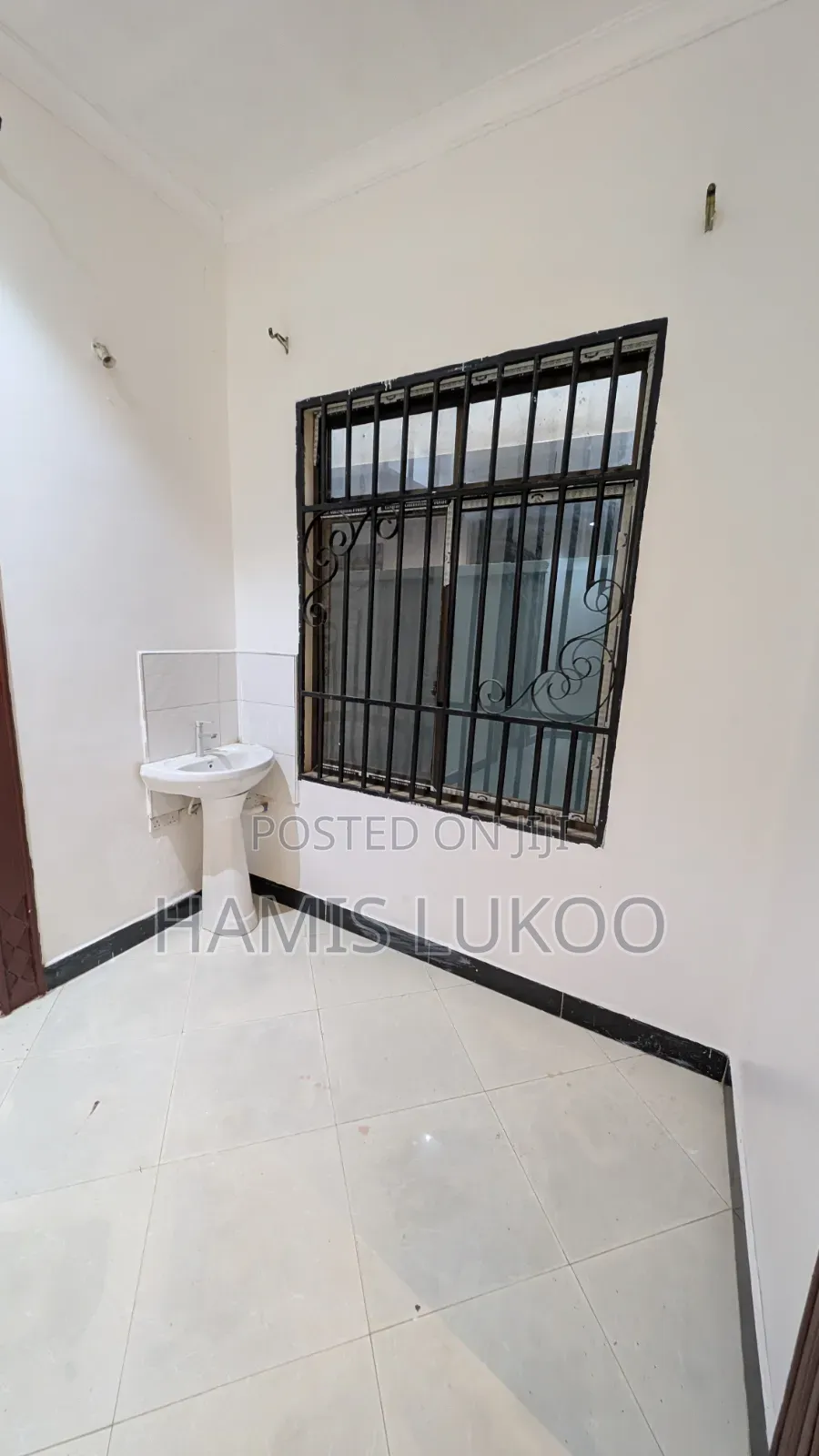 3bdrm House in Goba for sale