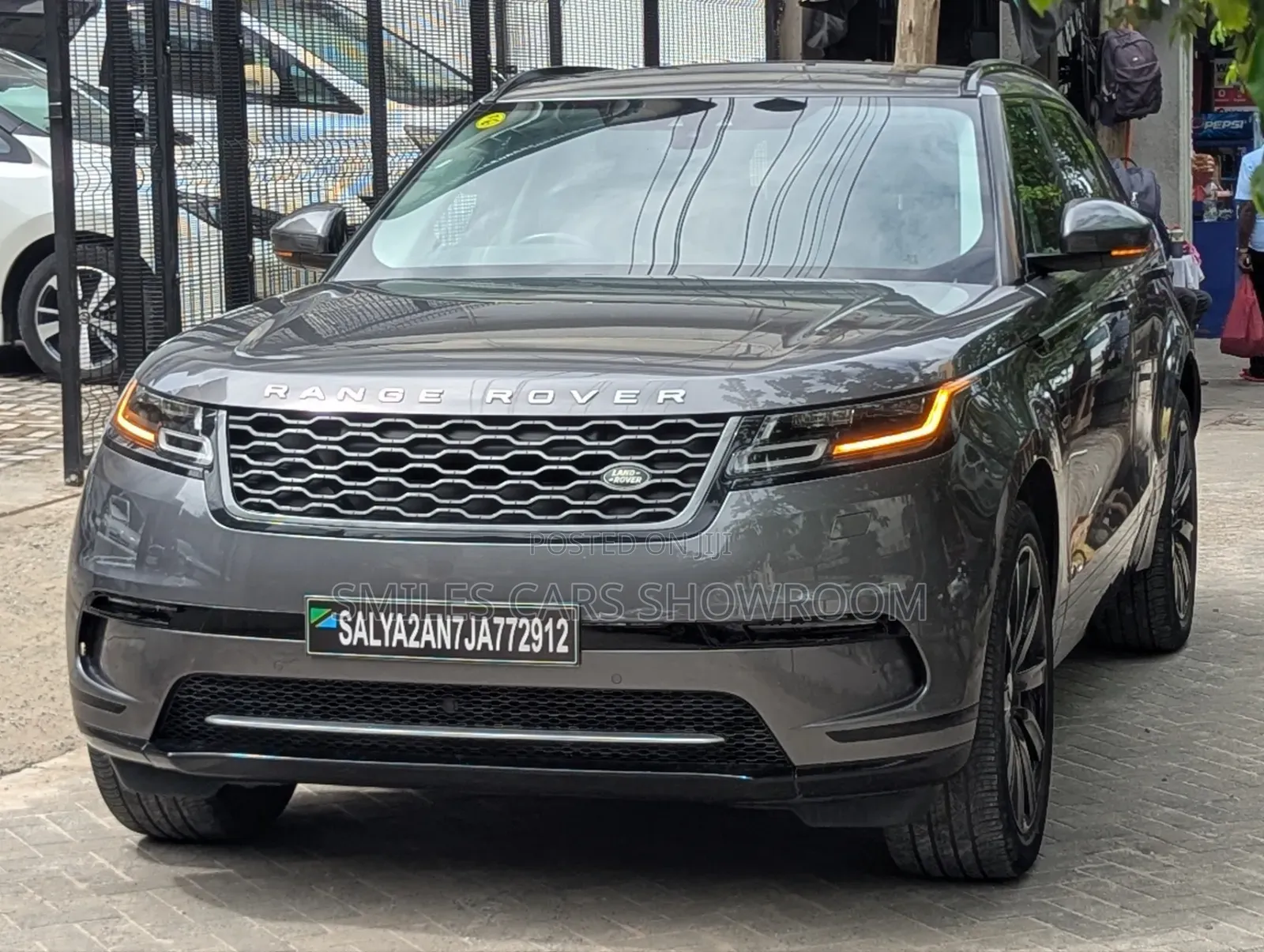 Land Rover Range Rover Velar D180 SE R-Dynamic 4x4 2018 Gray