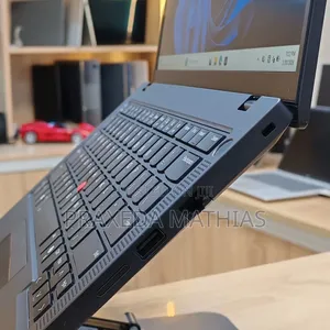 Laptop Lenovo ThinkPad T14 G4 16GB Intel Core Ultra 7 SSD 512GB