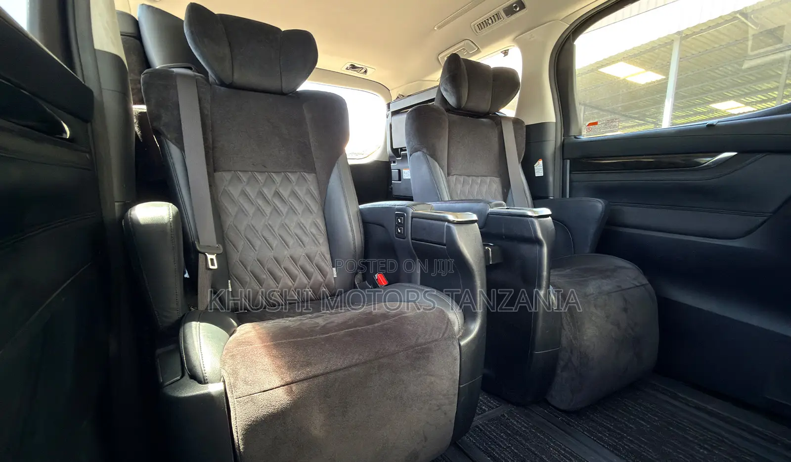 Toyota Alphard 2017 Black