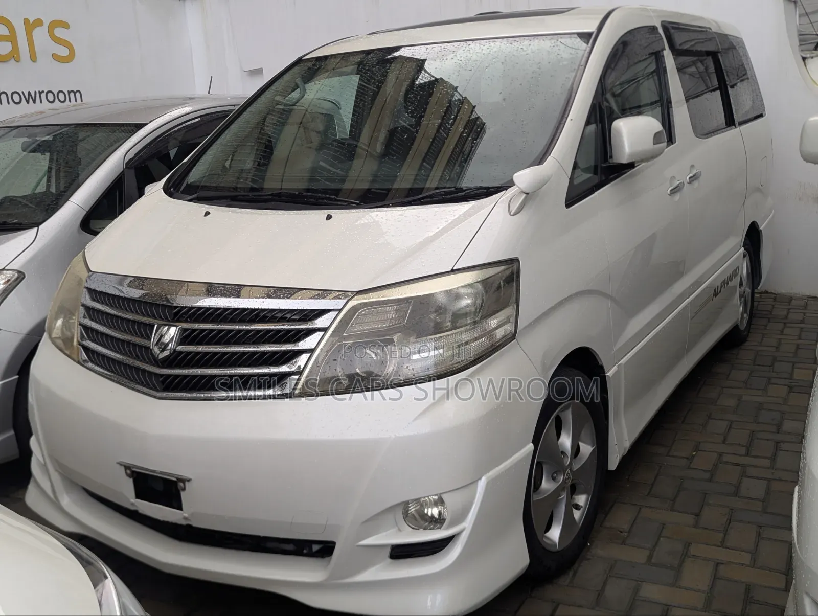 Toyota Alphard 2.4 Petrol AWD 2005 Pearl