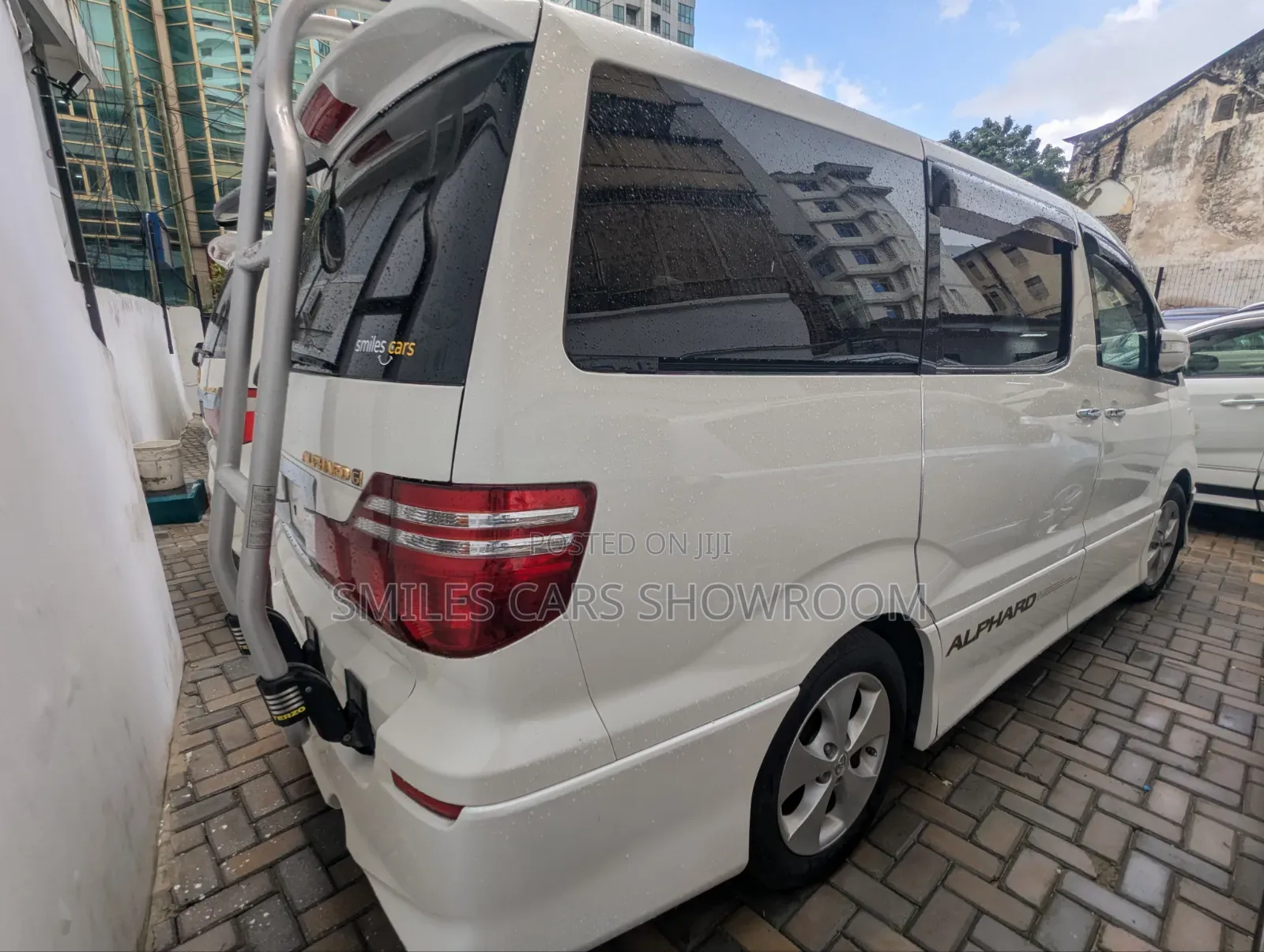 Toyota Alphard 2.4 Petrol AWD 2005 Pearl