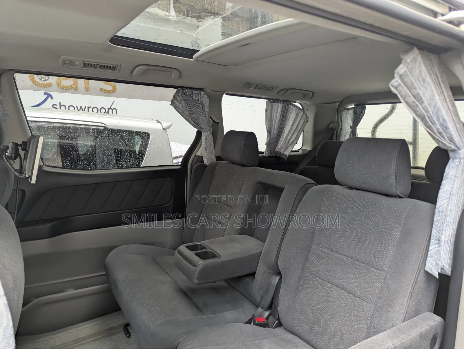 Toyota Alphard 2.4 Petrol AWD 2005 Pearl