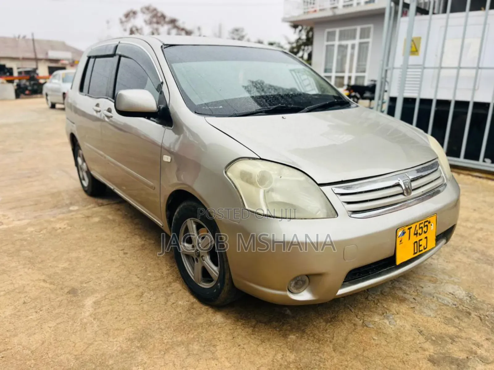 Toyota Raum 2006 White