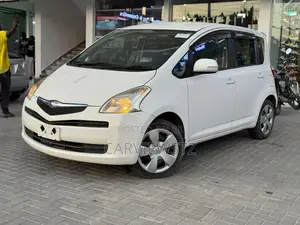 Toyota Ractis 1.5 AWD 2006 White