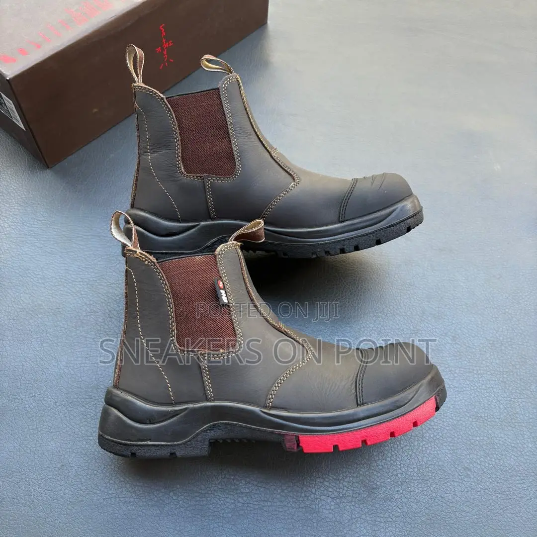 These Safe Stape Heavy Duty Safety Boots Are Dark Brown Chelsea