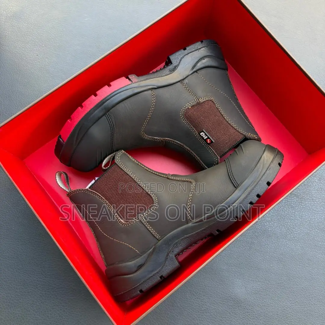 These Safe Stape Heavy Duty Safety Boots Are Dark Brown Chelsea
