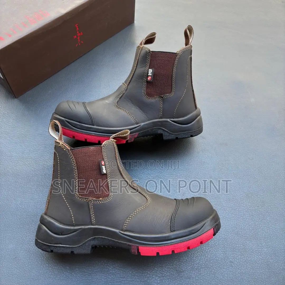 These Safe Stape Heavy Duty Safety Boots Are Dark Brown Chelsea