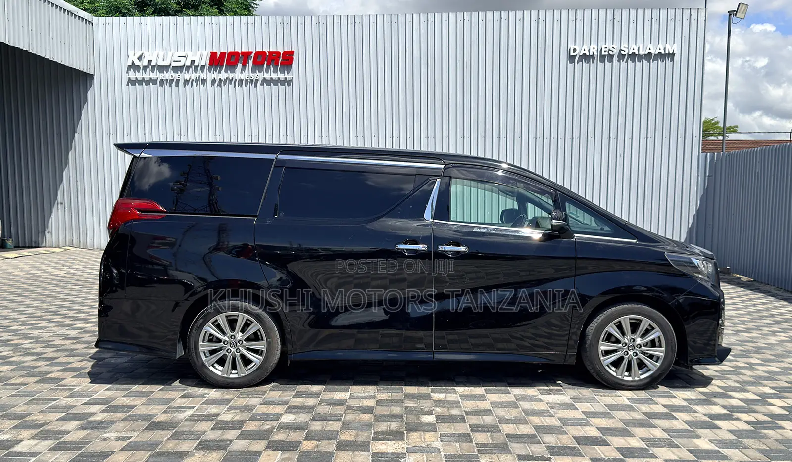 Toyota Alphard 2016 Black
