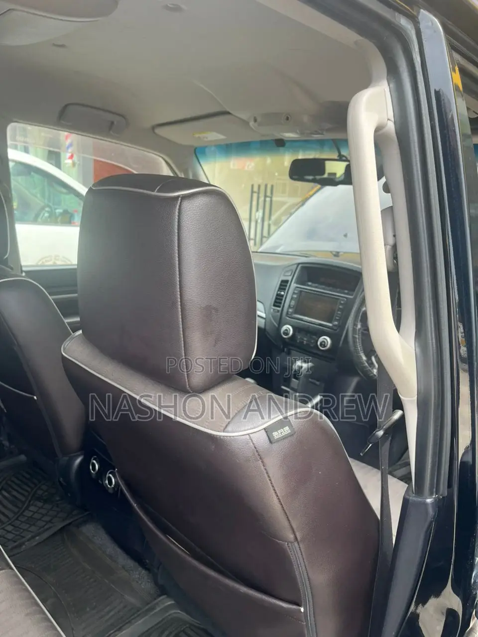 Mitsubishi Pajero 3.0 2010 Black