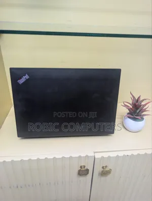 Laptop Lenovo ThinkPad T480 8GB AMD Ryzen 5 SSD 256GB