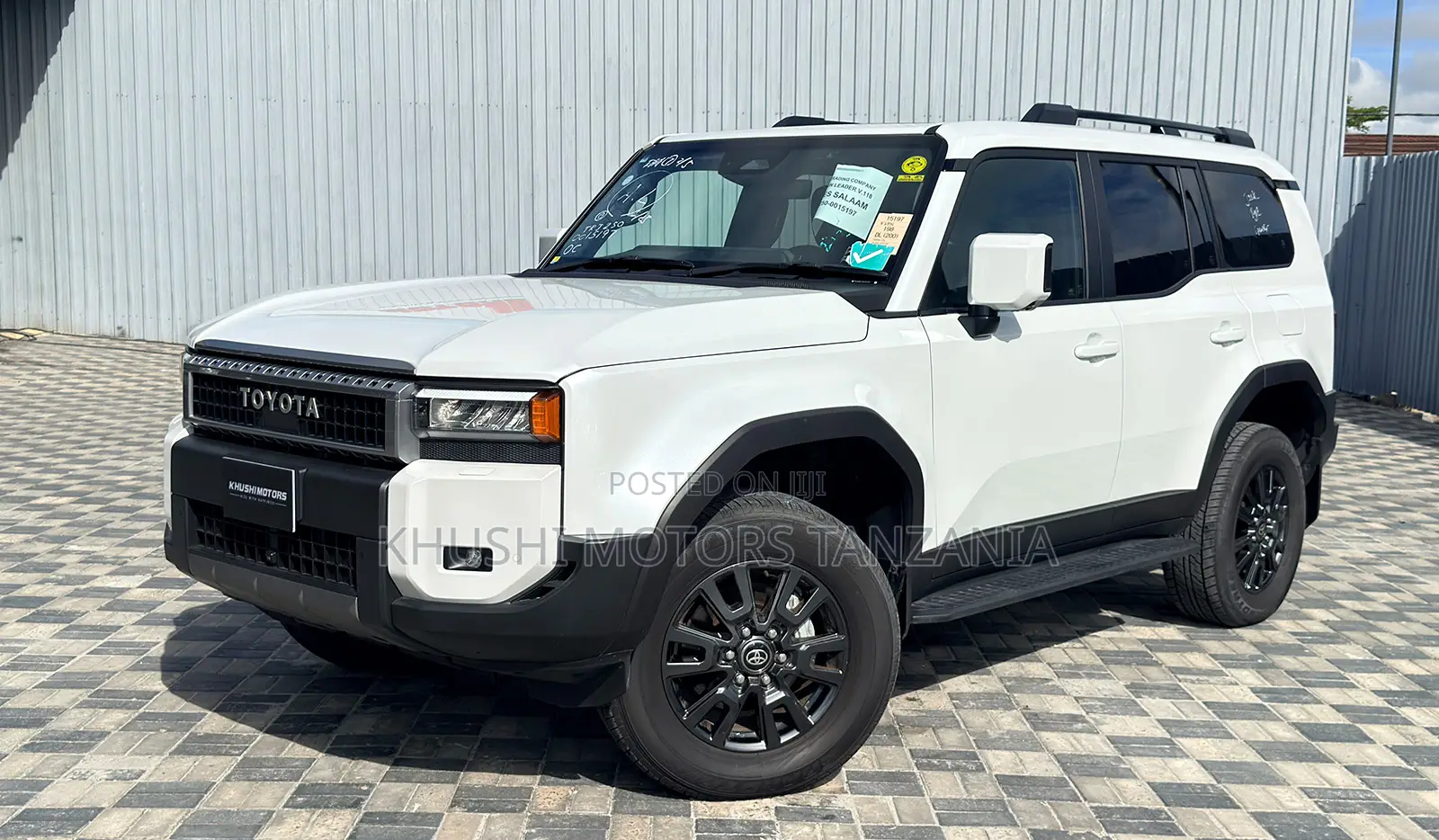 Toyota Land Cruiser LC250 2024 White