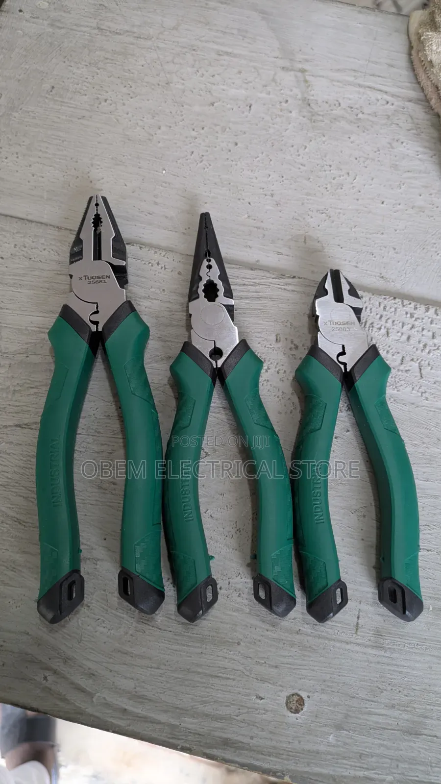 Combination Plier 8 Inches