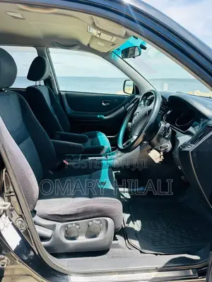Toyota Kluger 2001 Black
