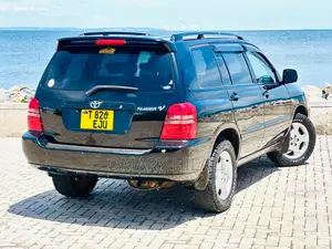Toyota Kluger 2001 Black