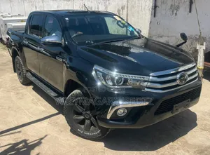 Toyota Hilux 2017 Matt Black